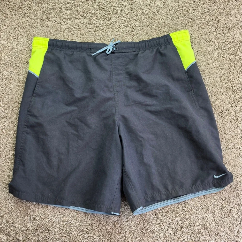 Nike Swim Trunks Mens Large Black Neon Yellow Mesh Lined NESS7473 Sporty Summer